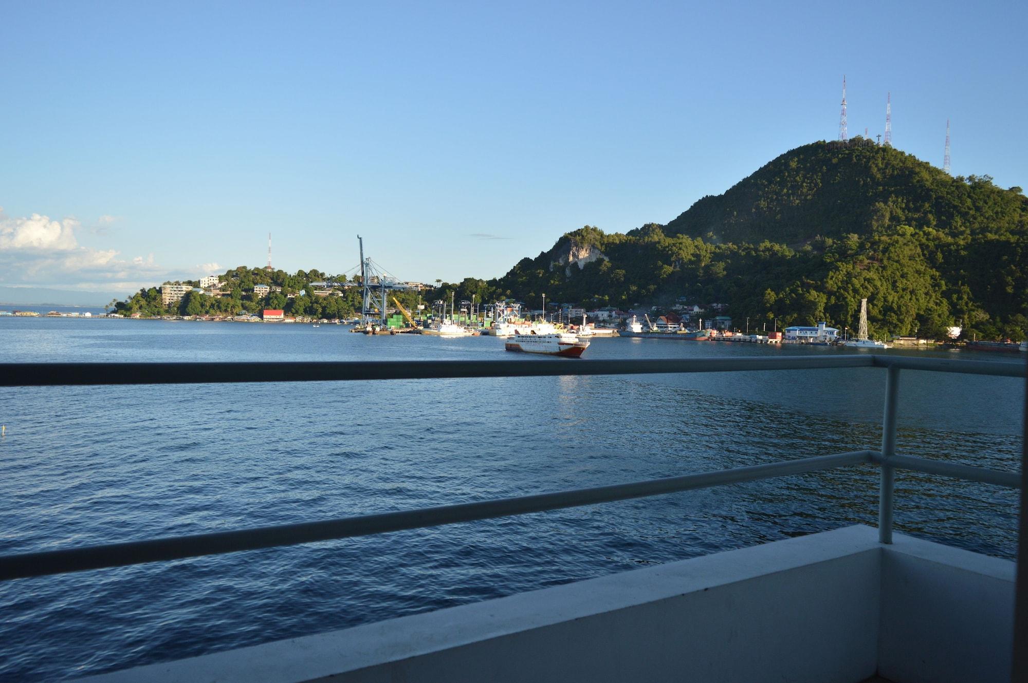 Swiss-Belhotel Papua Jayapura Exterior photo