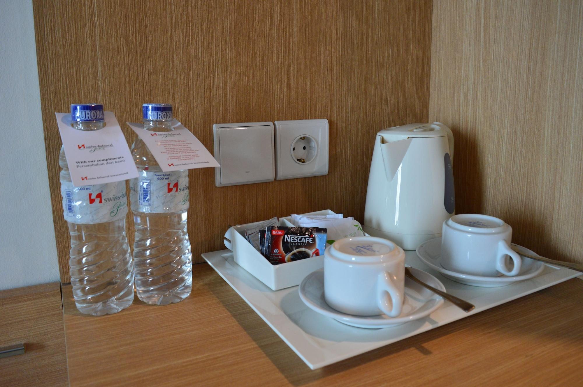 Swiss-Belhotel Papua Jayapura Exterior photo