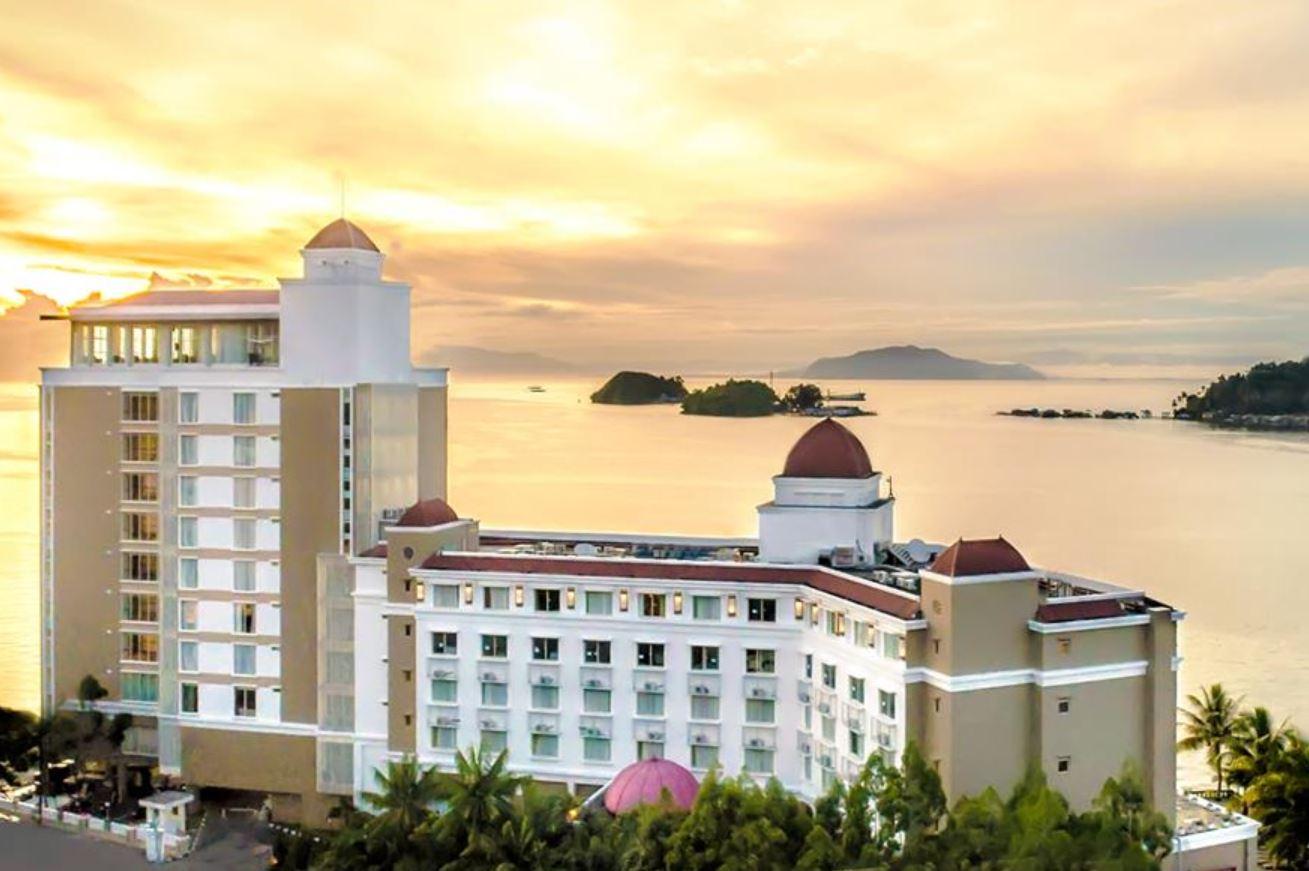 Swiss-Belhotel Papua Jayapura Exterior photo