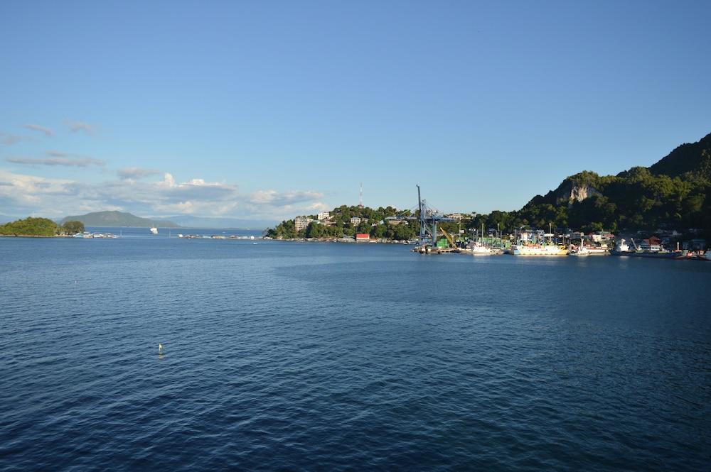 Swiss-Belhotel Papua Jayapura Exterior photo