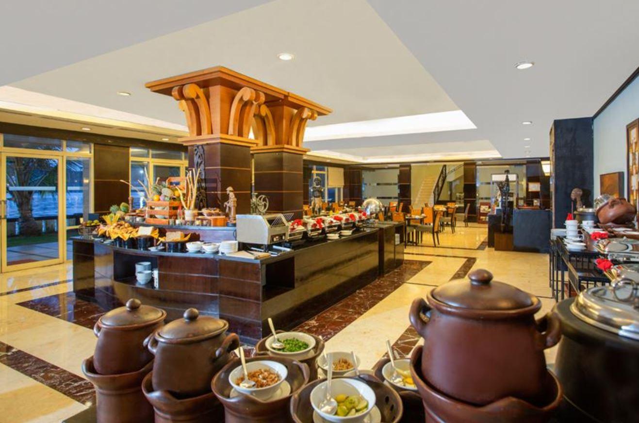 Swiss-Belhotel Papua Jayapura Exterior photo