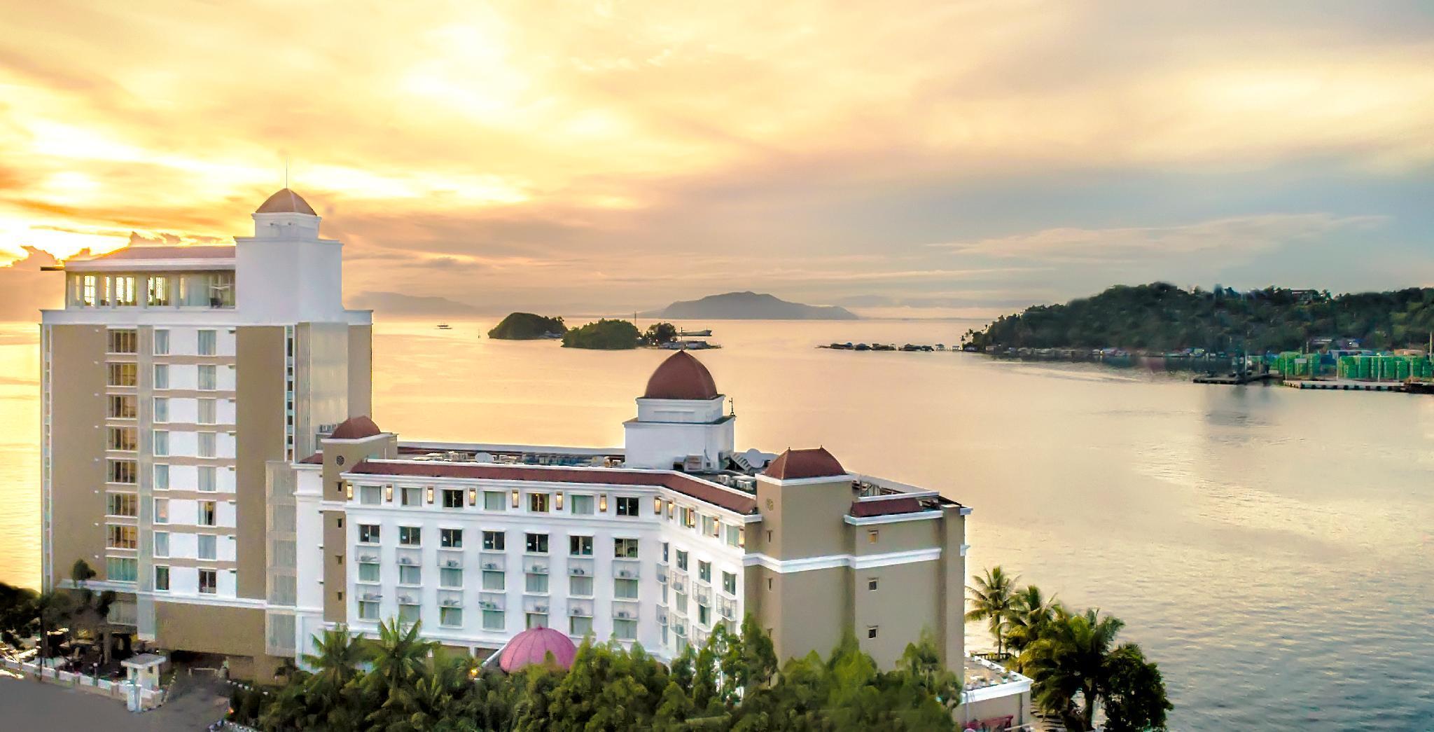 Swiss-Belhotel Papua Jayapura Exterior photo